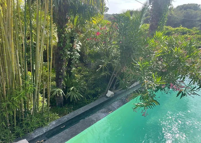 Bali Villa Cassis